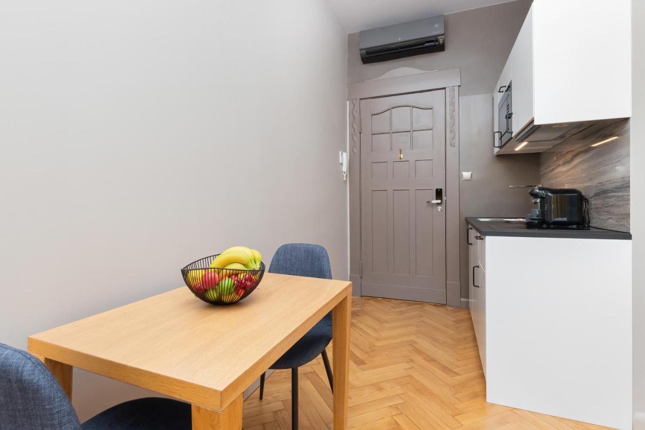 Sopot Rivoli Apartments Near The Beach & Pier By Noclegi Renters Ngoại thất bức ảnh