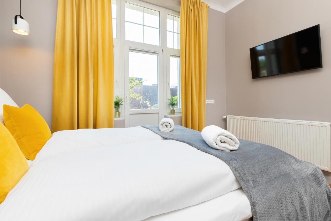 Sopot Rivoli Apartments Near The Beach & Pier By Noclegi Renters Ngoại thất bức ảnh