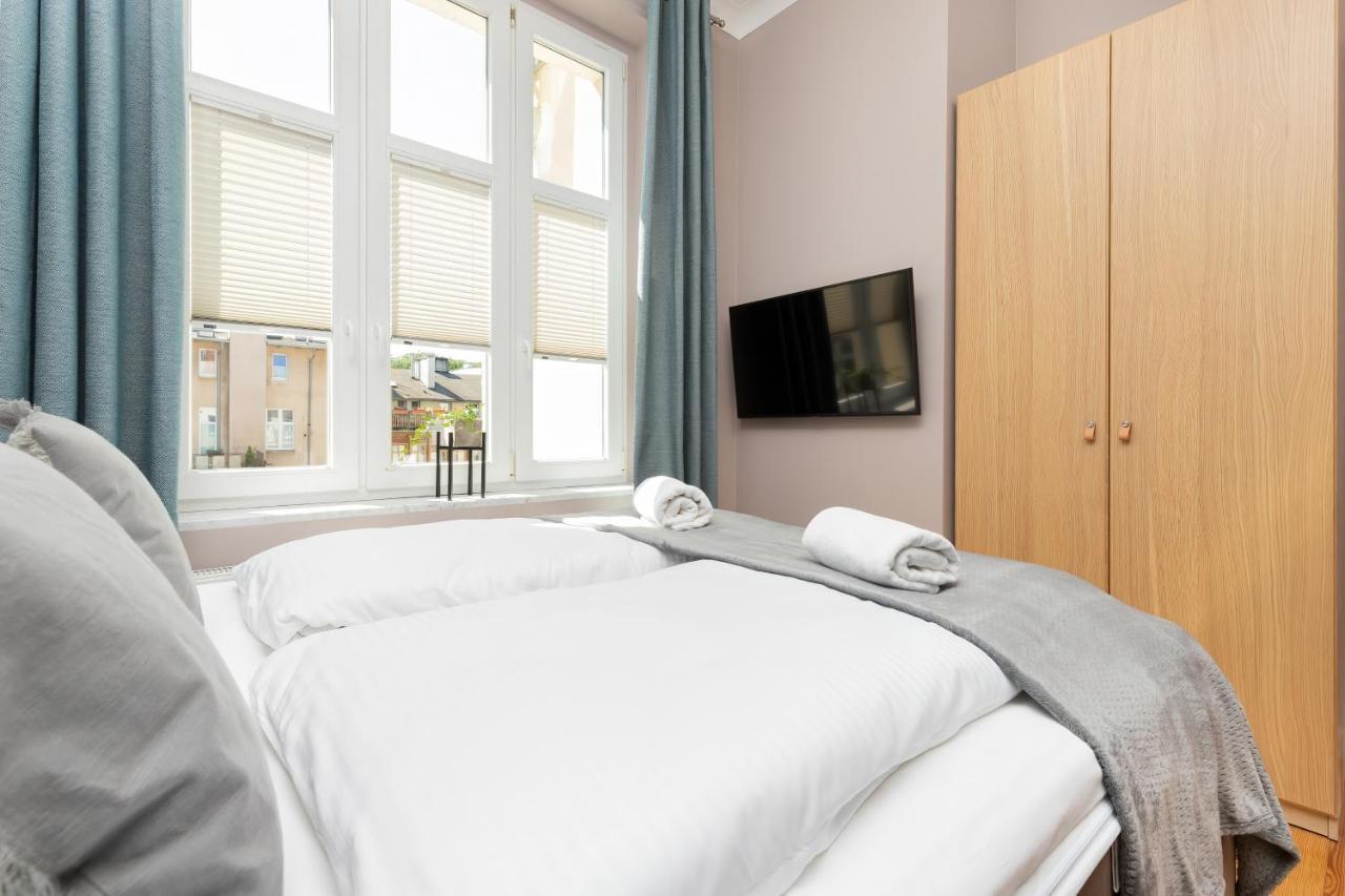 Sopot Rivoli Apartments Near The Beach & Pier By Noclegi Renters Ngoại thất bức ảnh