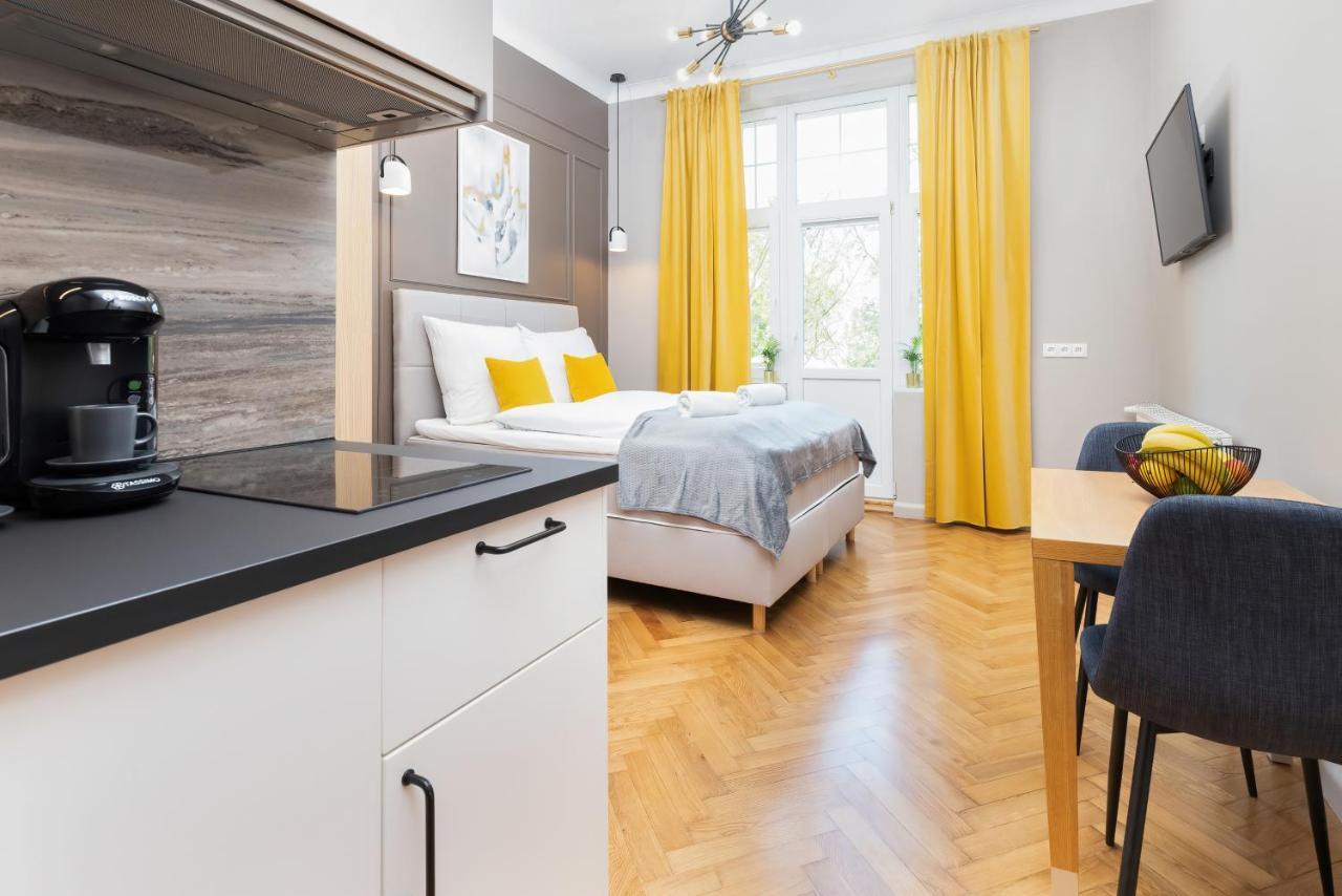 Sopot Rivoli Apartments Near The Beach & Pier By Noclegi Renters Ngoại thất bức ảnh